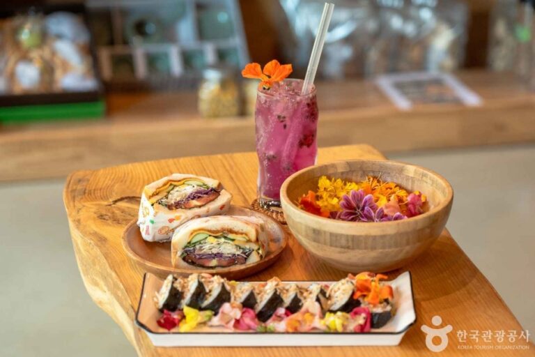 [충남] 꽃이 머무는 자리