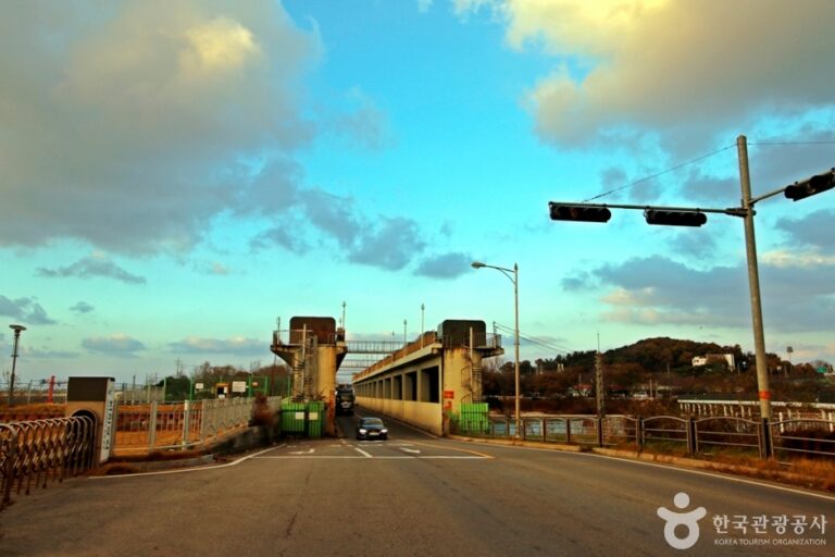 [충남] 아산만방조제