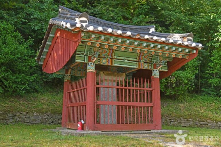 [충남] 권충민공순절비