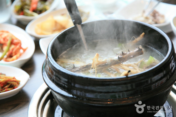 [충남] 은행나무집