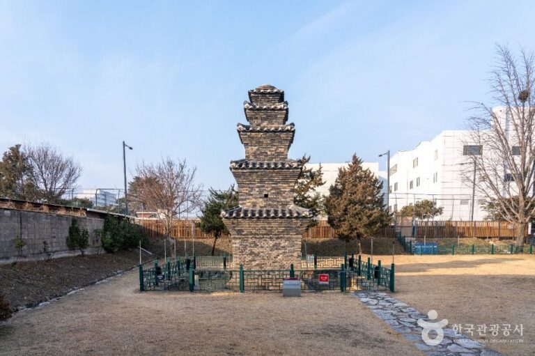 [경북] 안동 운흥동 당간지주와 오층전탑