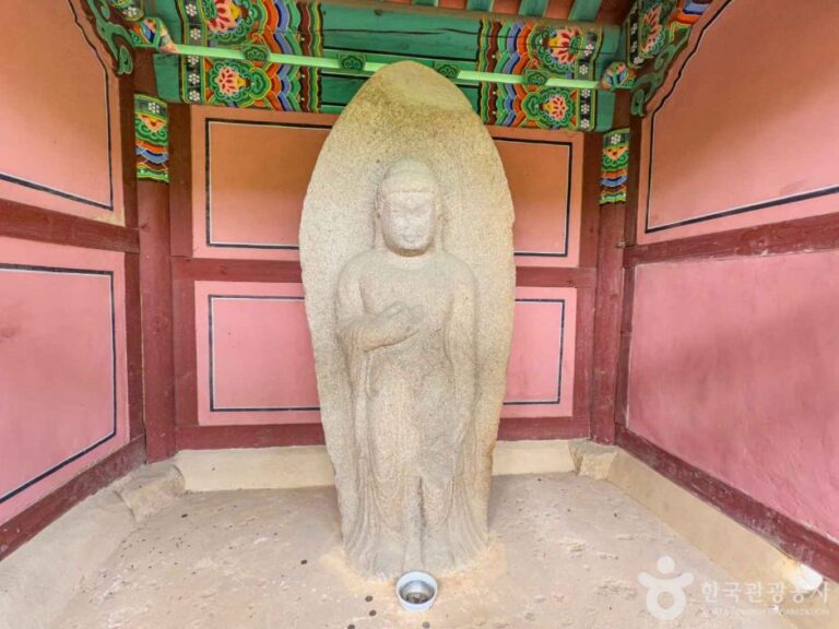 [경북] 청도 합천리 석조아미타여래입상