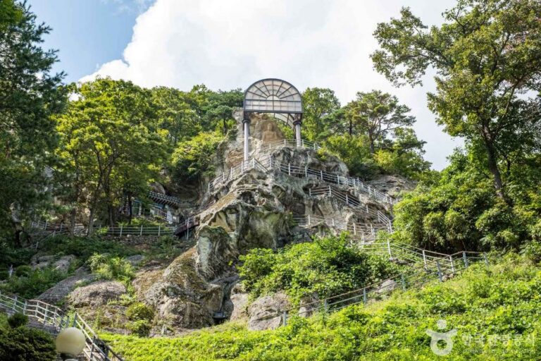 [경북] 경주 골굴암 마애여래좌상