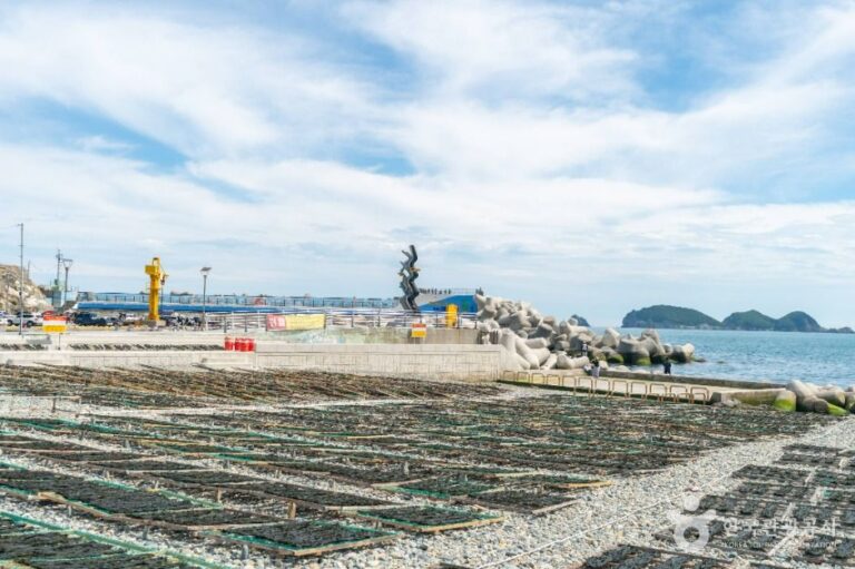 [경남] 여차몽돌해수욕장