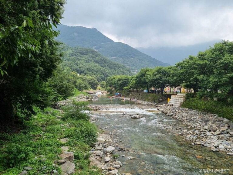 [경남] 표충사 계곡