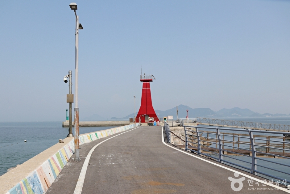 [전북] 선유도항방파제등대