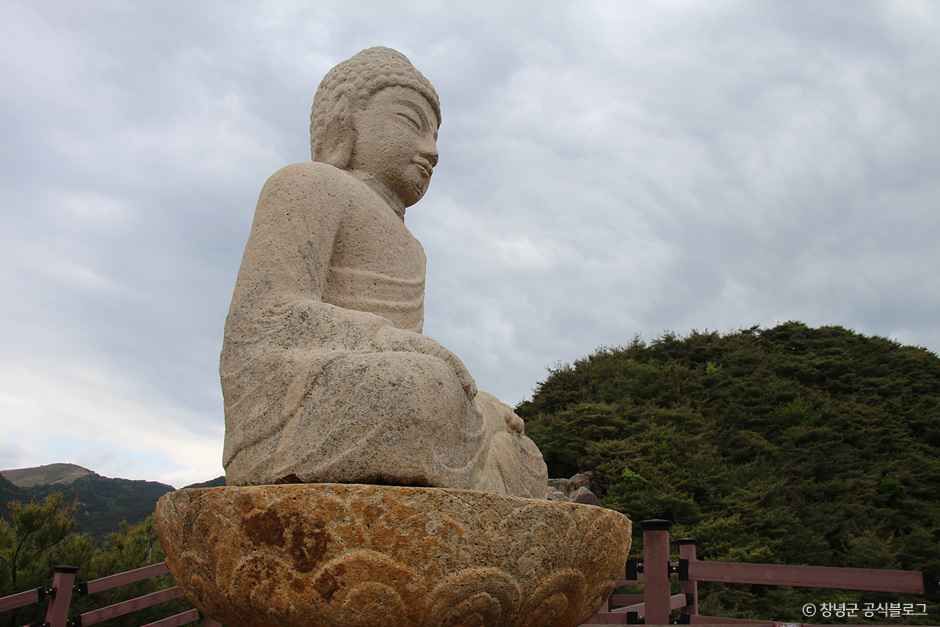 [경남] 창녕 관룡사 용선대 석조여래좌상